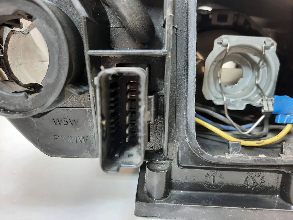 фото №7, Peugeot 406 1999 лампа передняя левая