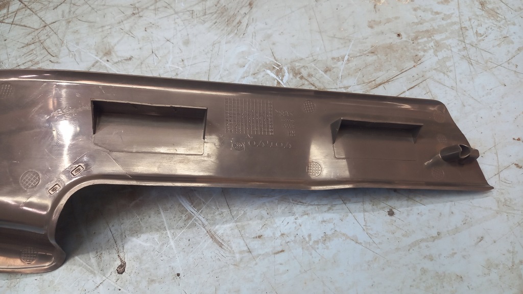 фото №4, Молдинг порог правая volvo xc70 ii v70 iii