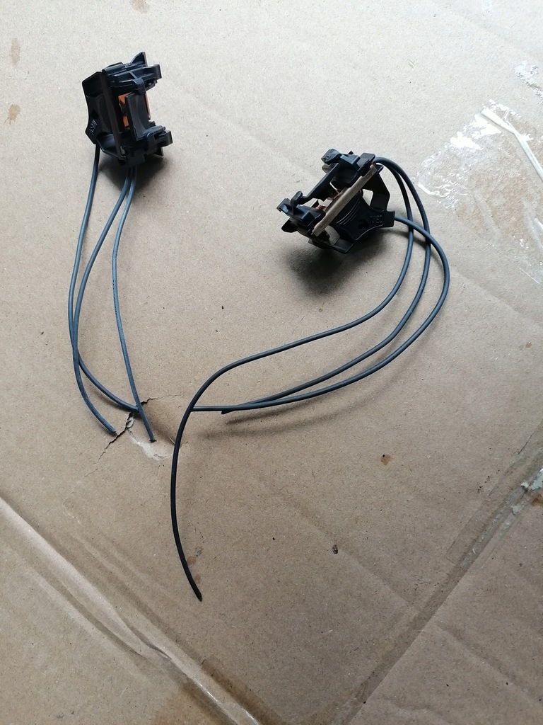 фото №1, Штекер лампочка h1 разъём ford mondeo mk4