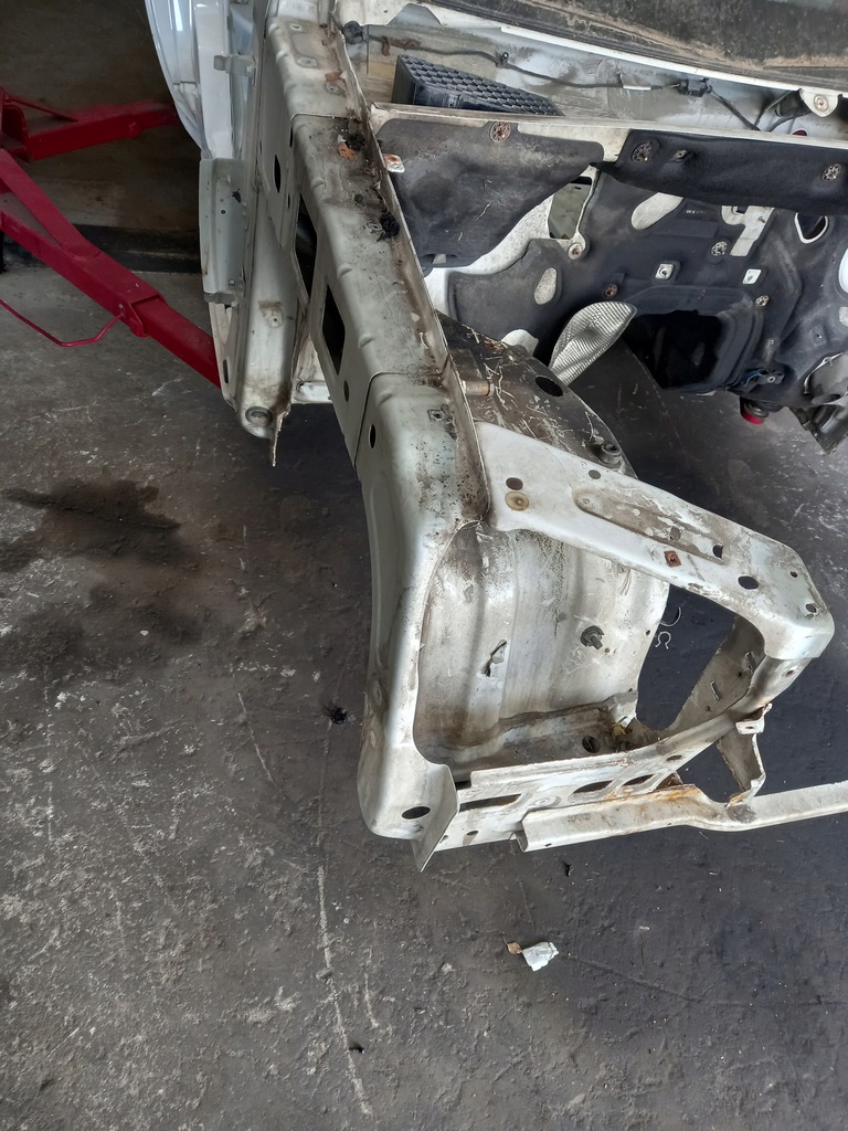 фото №1, Чверть правий перед vw amarok