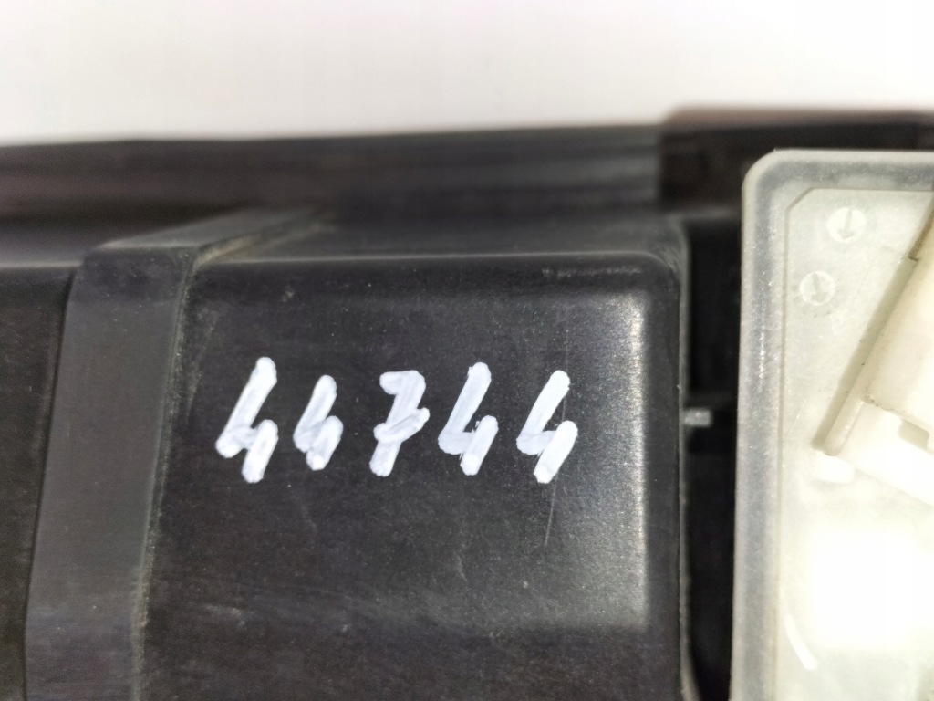 Кришка заливної пального peugeot 5008 2 16- Недорого