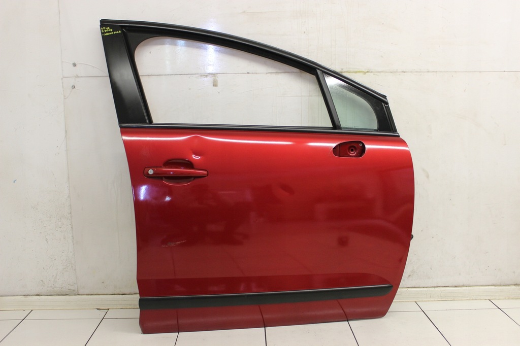 фото №1, Peugeot 5008 09r- дверь правое передние перед lkr