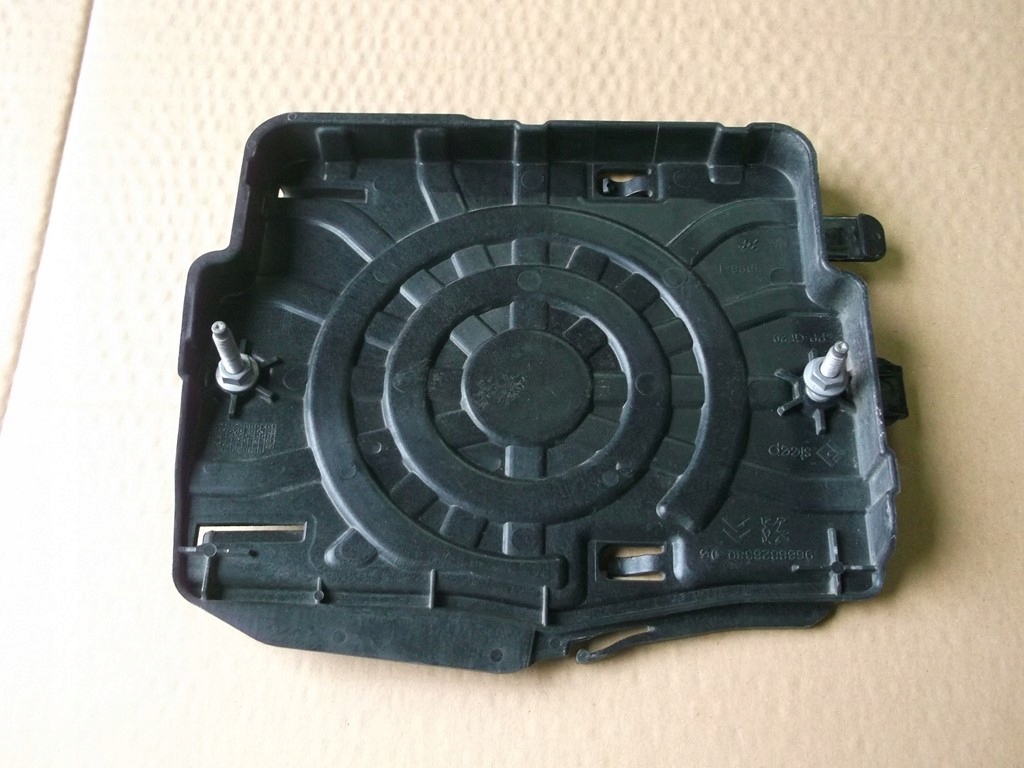 фото №1, Peugeot 2008 защита основание компьютер