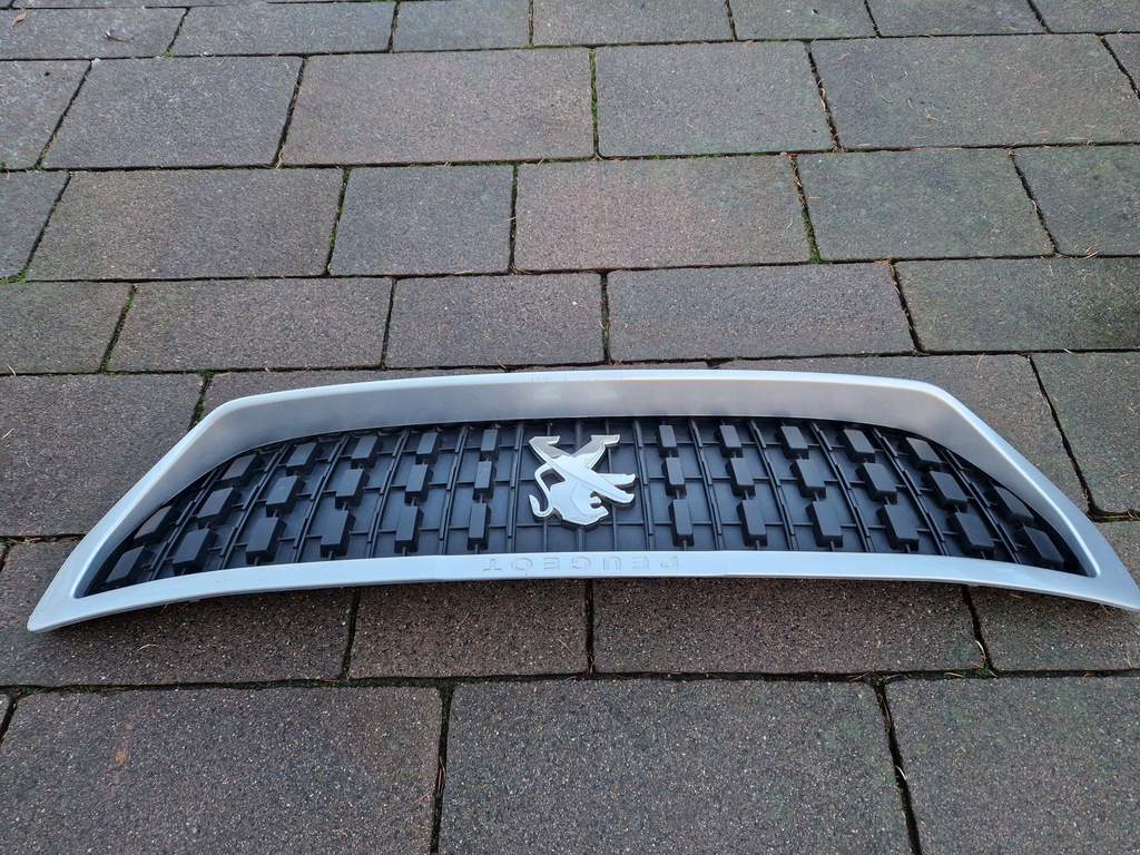 фото №8, Peugeot expert iii traveller решётка радиатора бампера передний 9811710477 16-2023