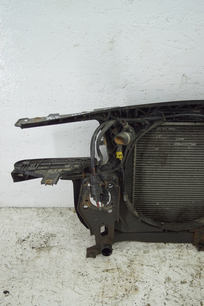 фото №15, Pas передній радіатор audi a4 b7 cabrio 2.5 tdi au