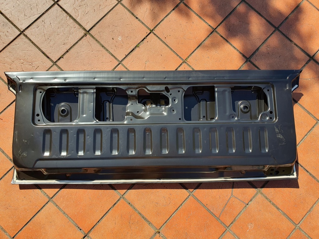 фото №9, Крышка багажника mitsubishi l200 v 2015–2023 6724a266