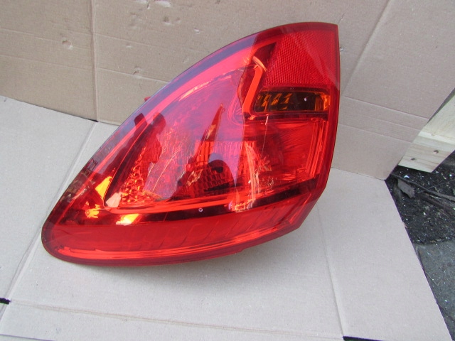 фото №1, Лампа права задня meriva b 13434860