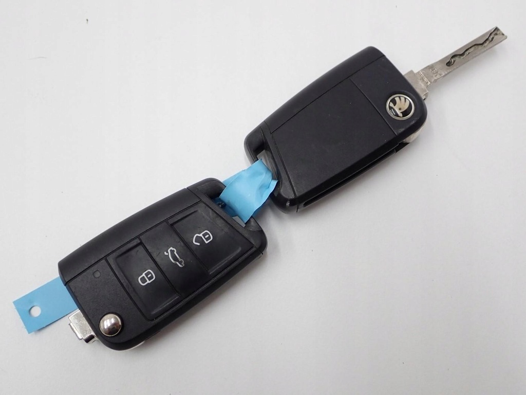 фото №10, Замок запалювання 2x ключ europa комплект 1k0905851 skoda fabia iii 6v 18r