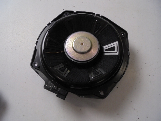 фото №4, Динамики mercedes a-klasa w177 2020 rok