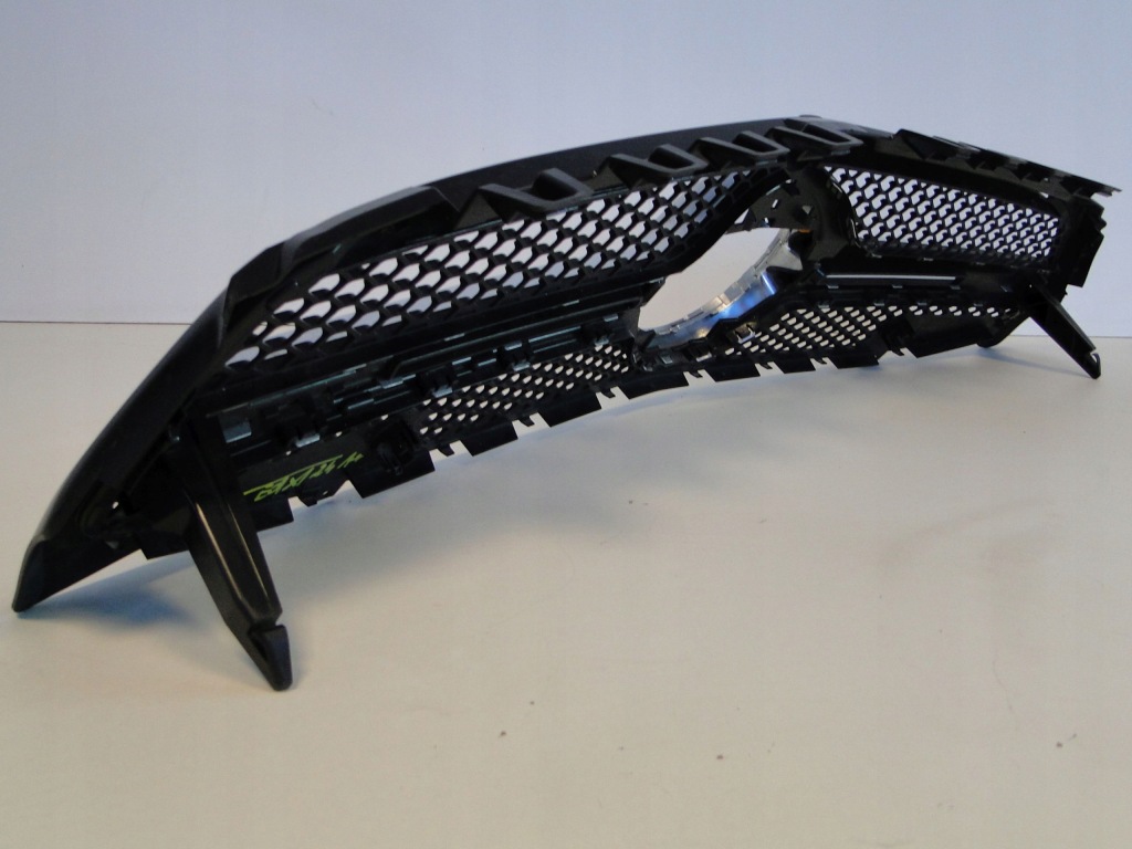 Купить Mercedes cla 118 w118 przed liftem решётка радиатора решётка радиатора камера 35 amg