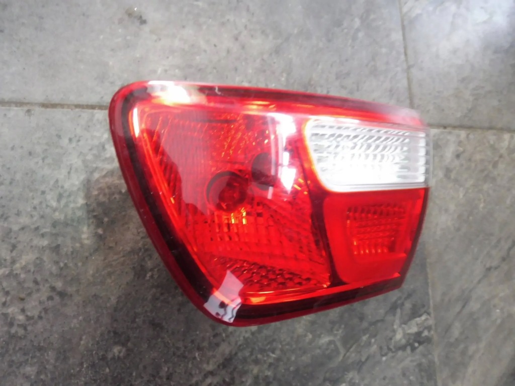 фото №3, Kia rio iii sedan лампа задняя правая w крышка