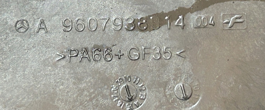 фото №8, Кронштейн спойлера mercedes actros mp4 a9607938914