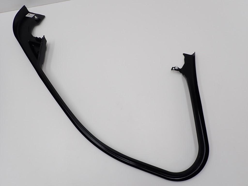 фото №4, Прокладка молдинг рамка дверь правый перед range rover velar 19r