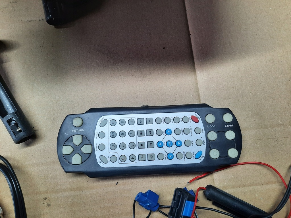 фото №6, Підголівники екрани renault usb брелоки