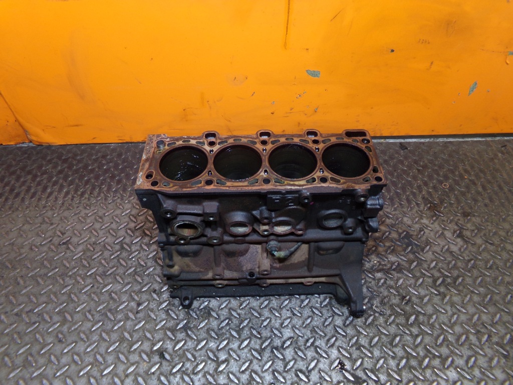 фото №1, Mazda cx-7 2.2 citd 12r 172km блок двигателя номинальный r2aa