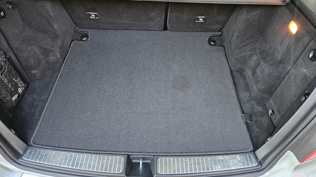 фото №1, Mercedes x204 glk мат обшивка багажника оригинальная mercedes