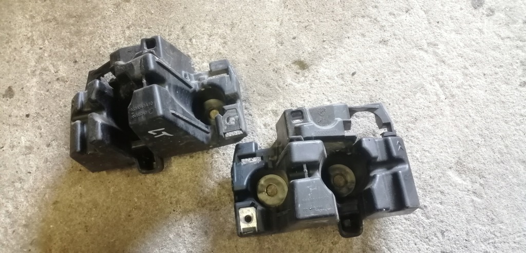 фото №1, Citroen c5 iii направляющая бампера задняя