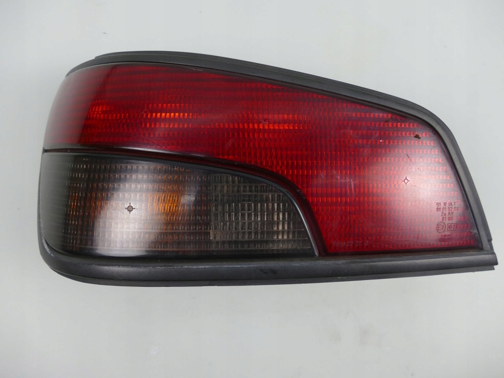 фото №1, Peugeot 306 hb лампа левый задняя левая задняя