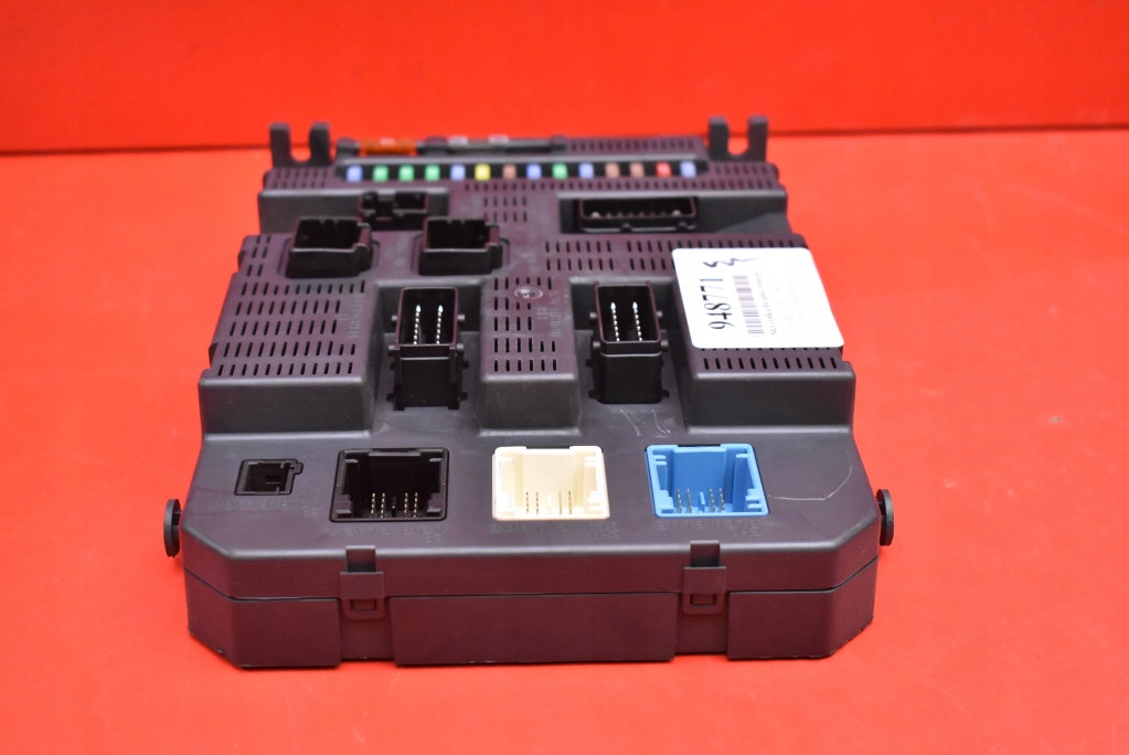 фото №8, Коробка предохранителей bsi 9663798180 peugeot 308 i t7 1.6 hdi 90 km 07-11