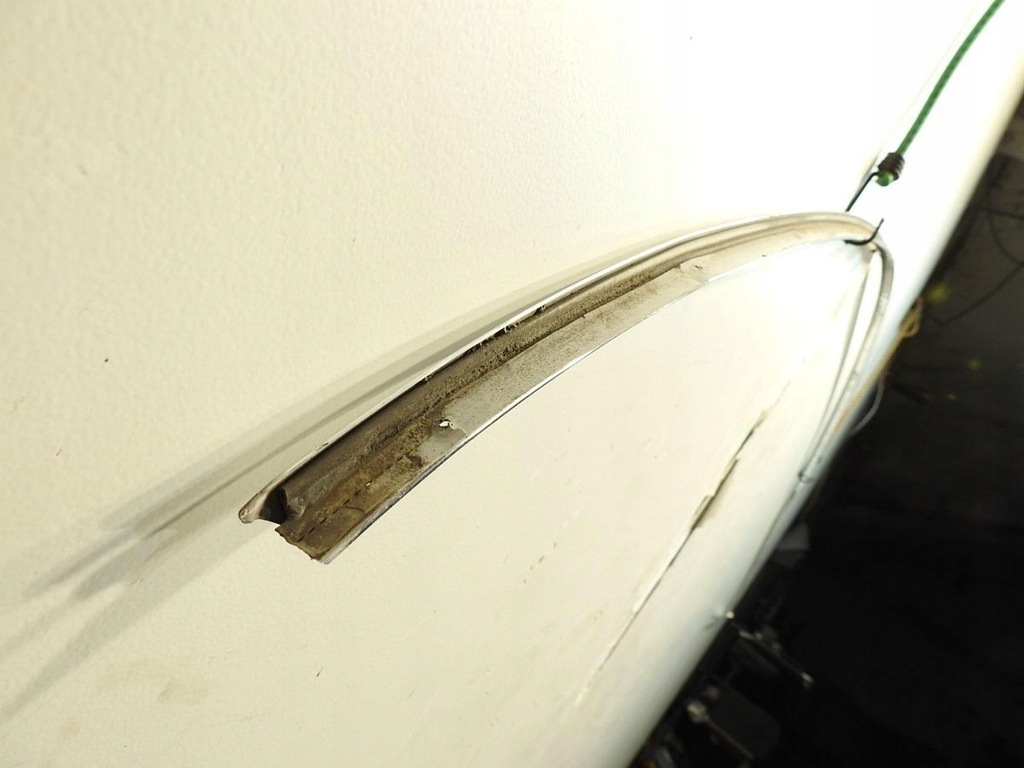 фото №11, Молдинг кузовна права audi a6 c6