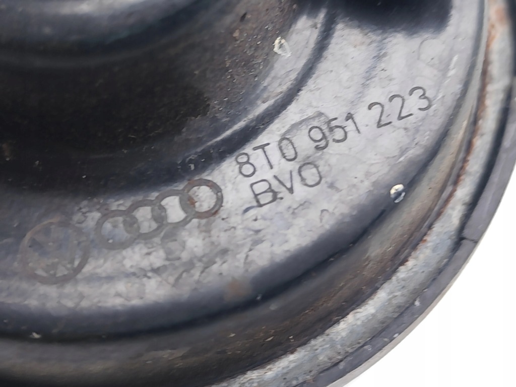 Audi q5 клаксон 2010 suv 8t0951223 10-17 100kw 136 hp дизель 2.0 tdi с Разборки