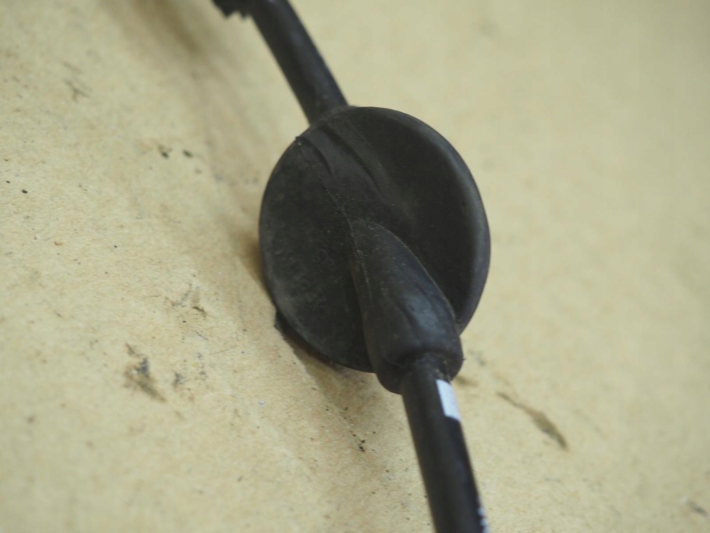 фото №10, Audi a4 a5 трос капот 8k1823535