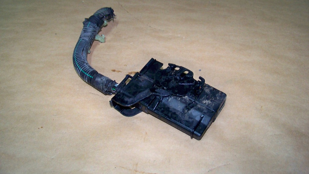 фото №1, Ford transit mk7 10r штекер насоса abs