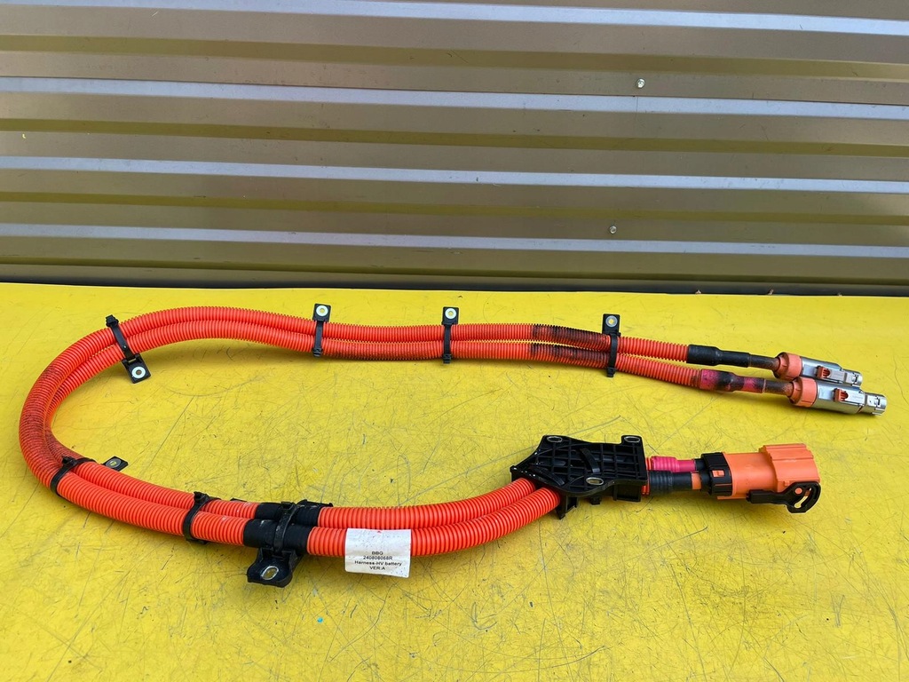 фото №1, Dacia spring шланг електропроводка акумулятора 240808068r