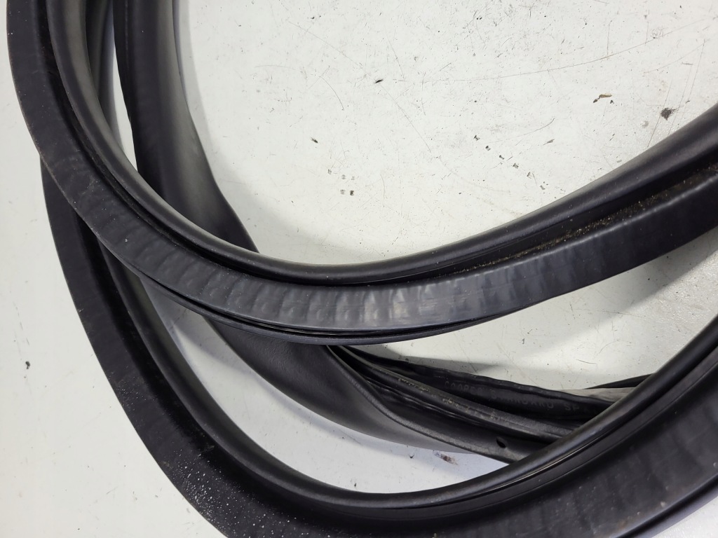 фото №8, Прокладка левый перед citroen c4 grand picasso ii 13-18 9676258980