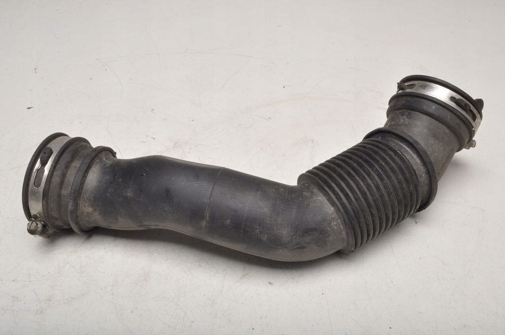 фото №1, Ford fiesta mk8 1.0 труба воздухозаборник воздуха l1b1-9r504-ab