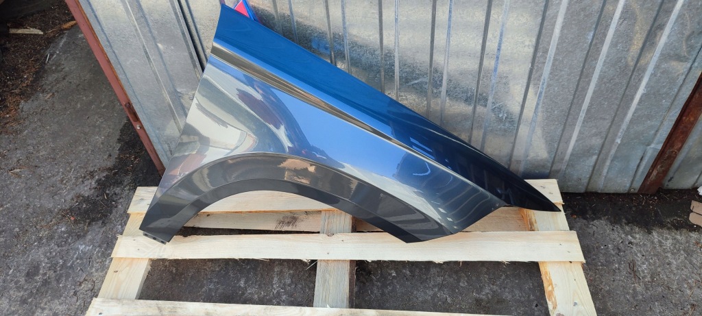 Крыло  стальной правый  перед передний seat ateca kh7 16-12.19r дорестайлинг  lf7y Цена