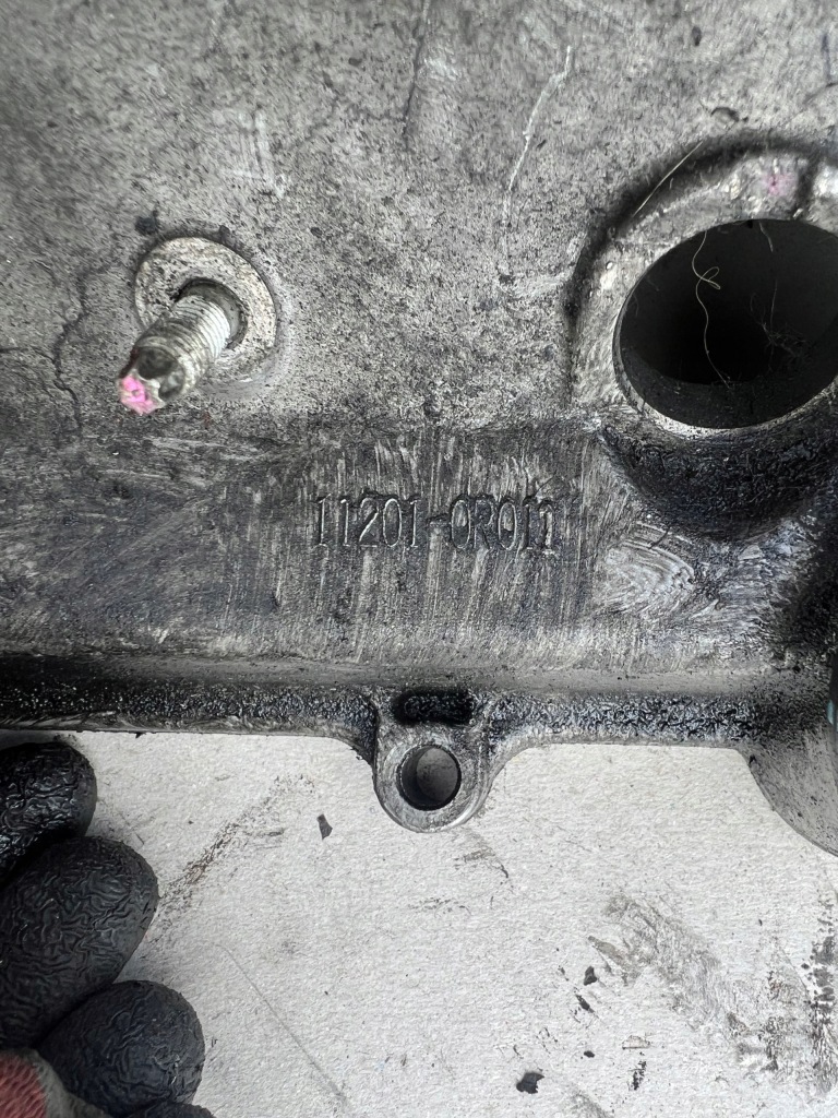 фото №3, Toyota rav4 iii 2.2 d-cat крышка клапанов головки