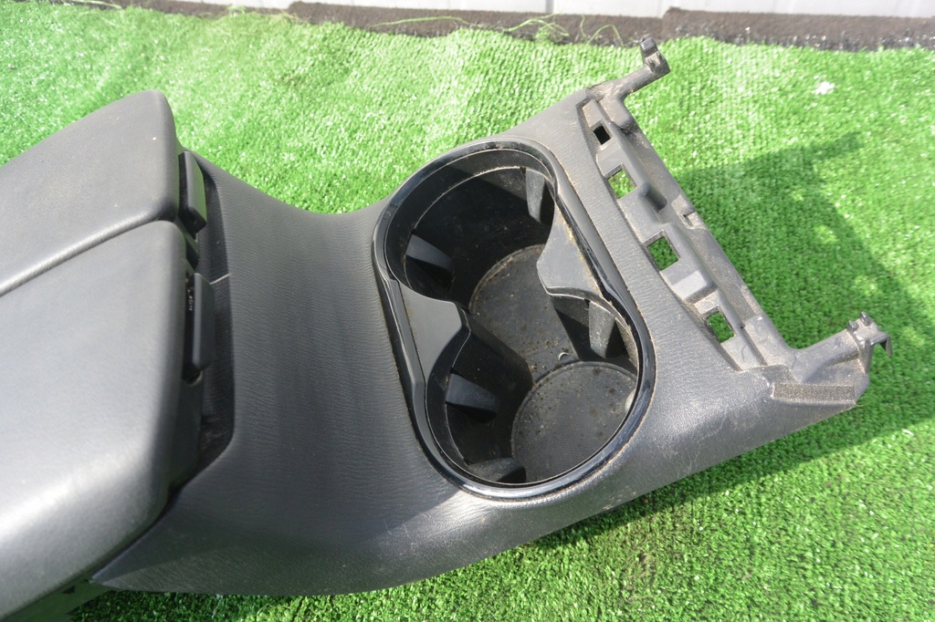 фото №8, Підлокітник тунель шкіра mazda cx9 ii