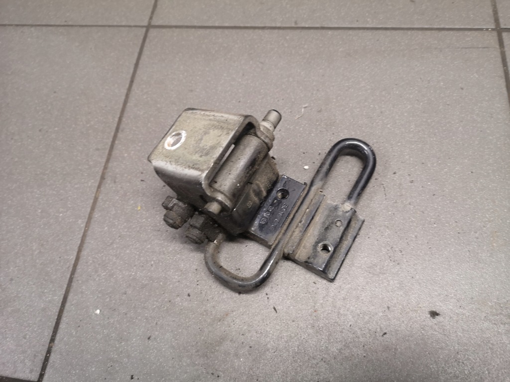 фото №1, Петля дверь правый задняя audi a8 d3 4e0833412