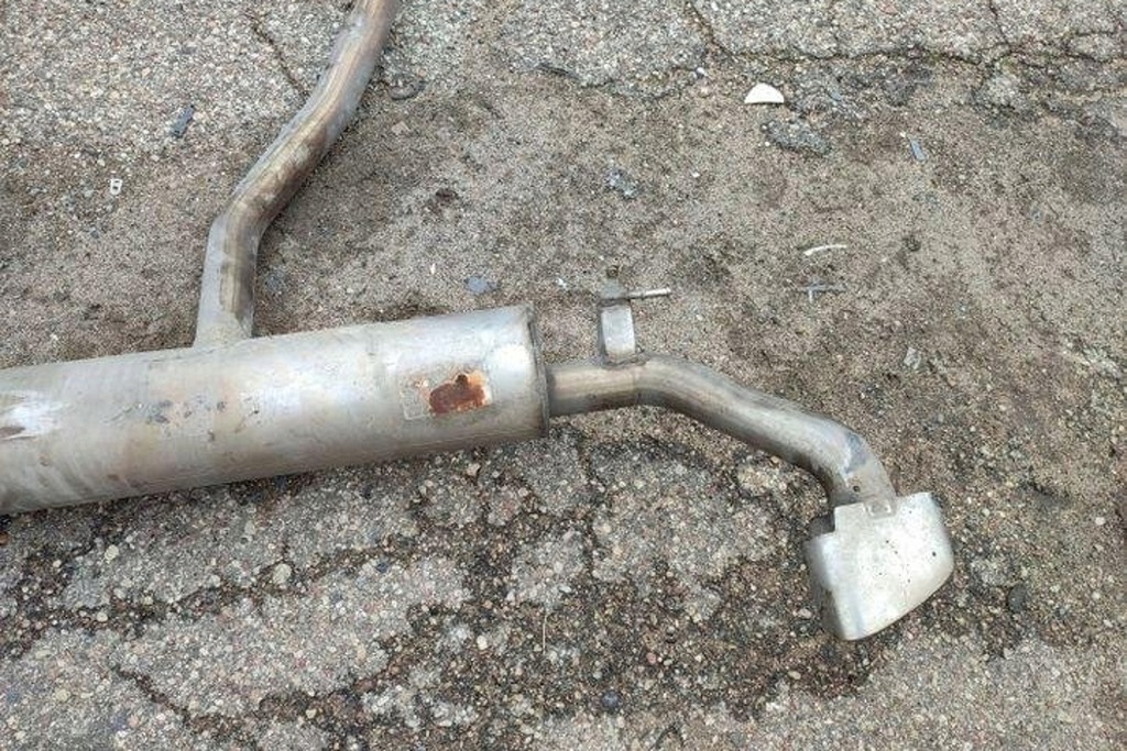 фото №6, Гаситель bmw x5 e70 8509745 0.3l дизель 173kw 2008