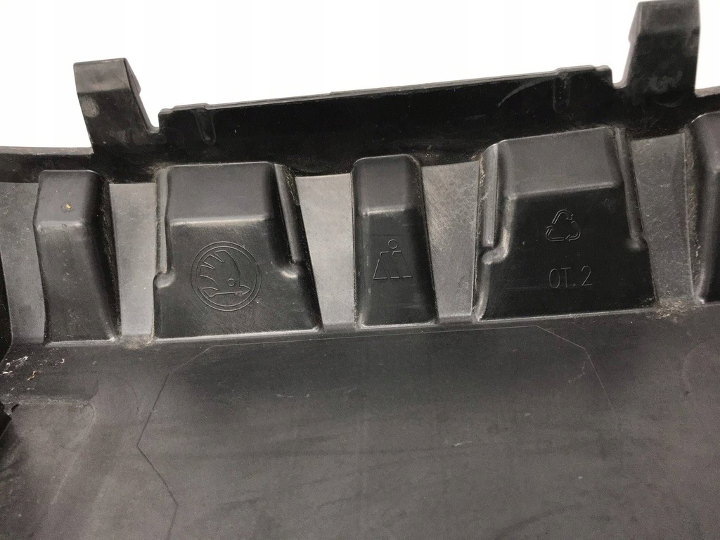 фото №6, Skoda kamiq заглушка радара 565853655g