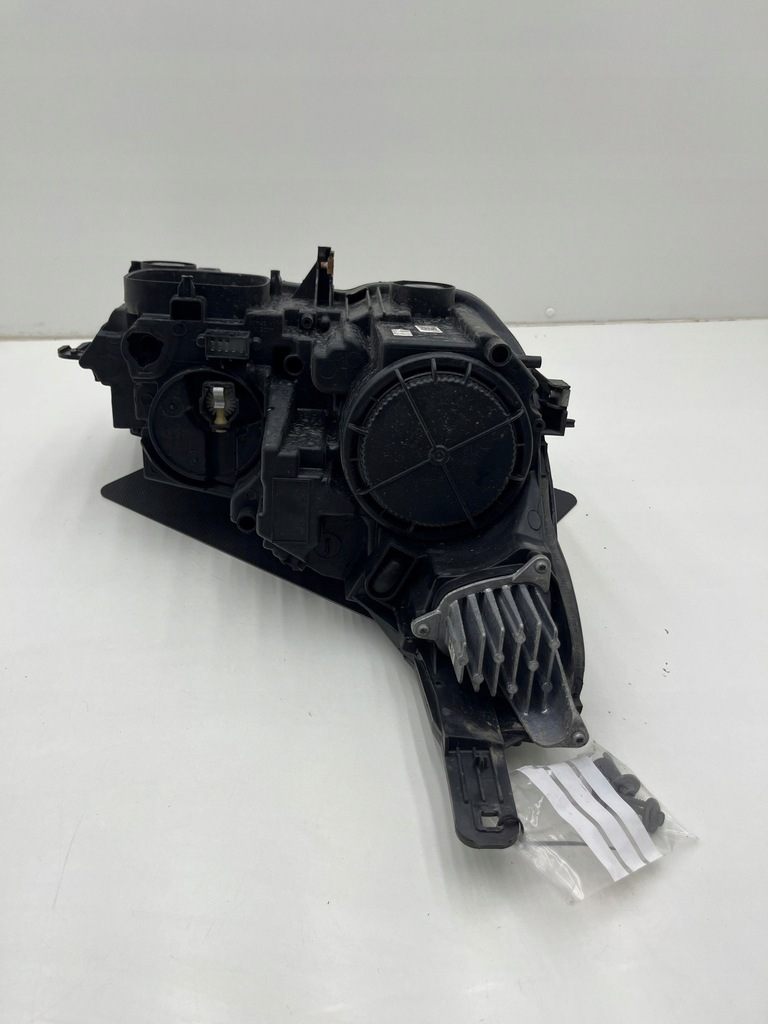 фото №11, Opel crossland x 2021 перед сторона ліва лампа передня rhd yq00709780