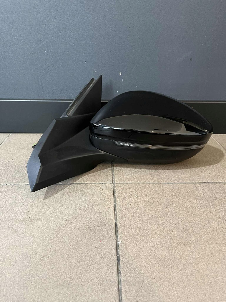 фото №1, Peugeot 2008 ii дзеркало ліва 8 pin europa