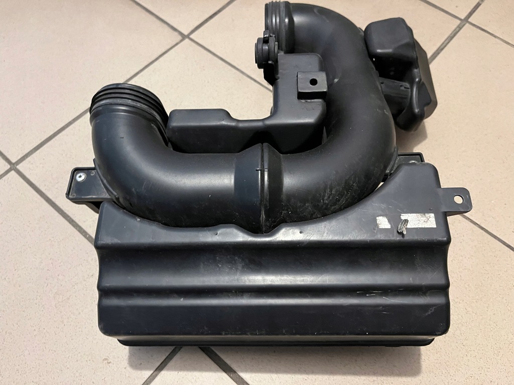 фото №9, Резонатор воздуха корпус kia ceed hyundai i30 i-30 ii 2 12- 28191-3x000