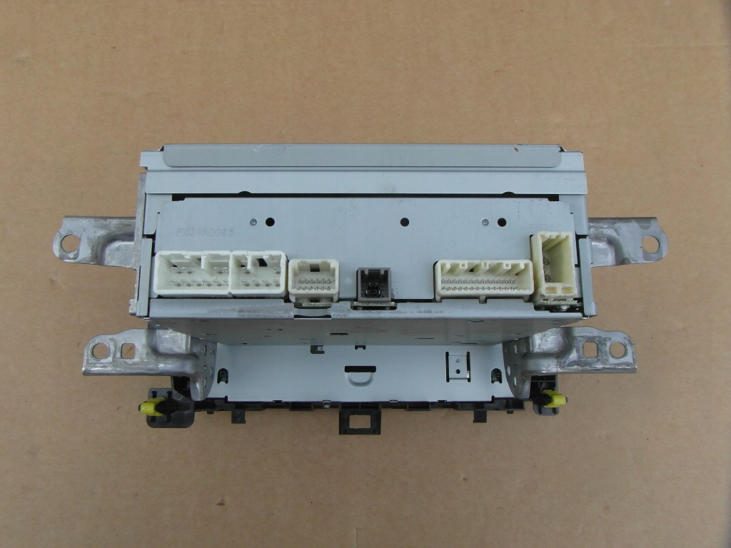 фото №2, Радио cd toyota yaris iii 2013r оригинал