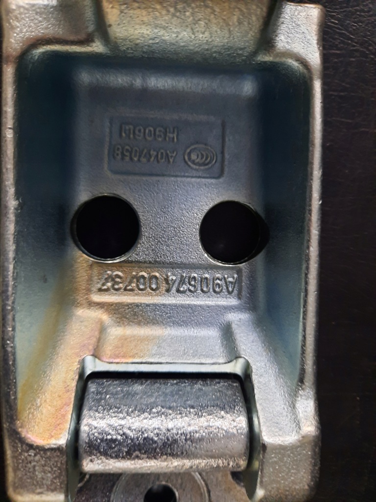 фото №4, Петля правий двері задня mercedes sprinter оригінал