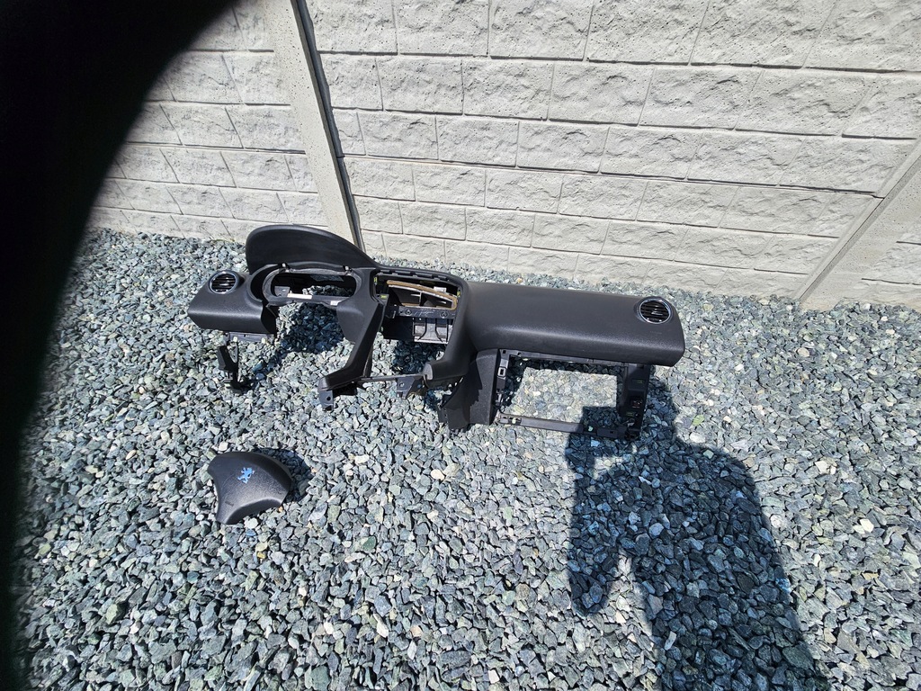 фото №7, Приборная панель консоль подушка безопасности peugeot 5008 i #2097