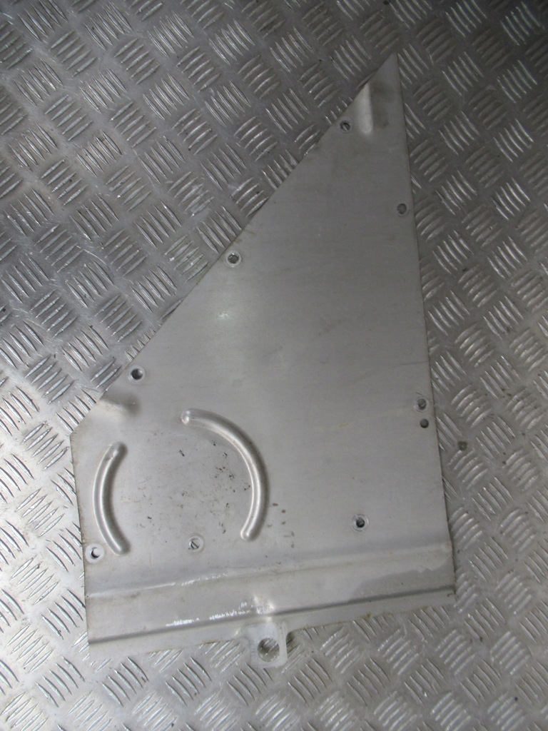 фото №1, Audi r8 v10 защита подвеска левая 420825215b