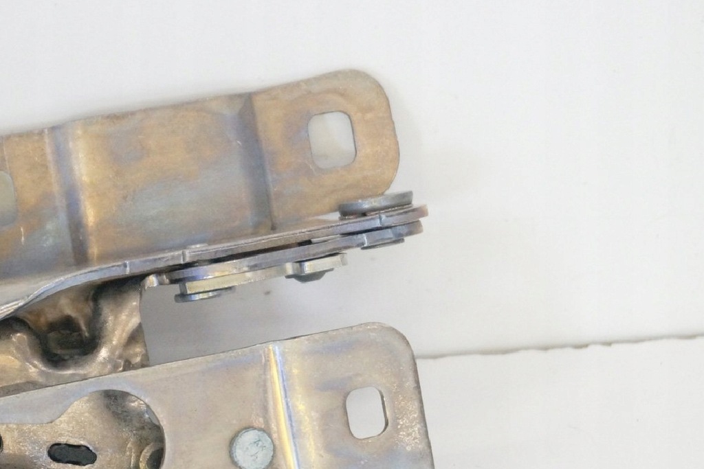 фото №7, Mercedes benz cla c117 петля капот левая сторона новый оригинальный + a1178800