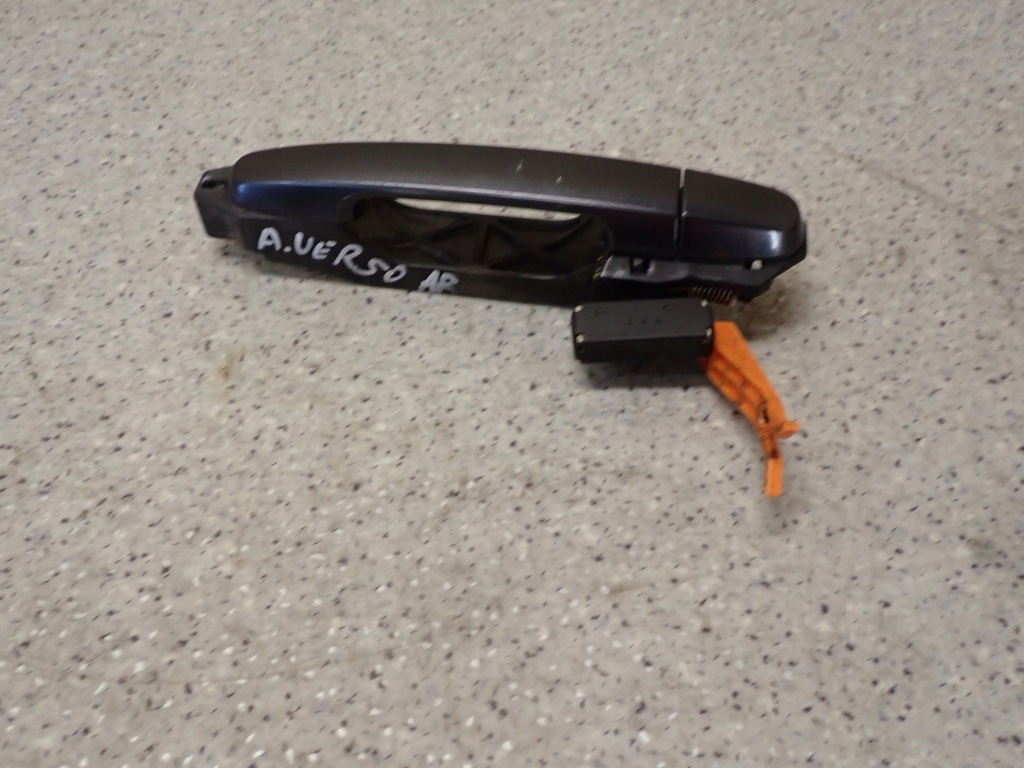 фото №3, Avensis verso 02-07 ручка дверь задняя правая