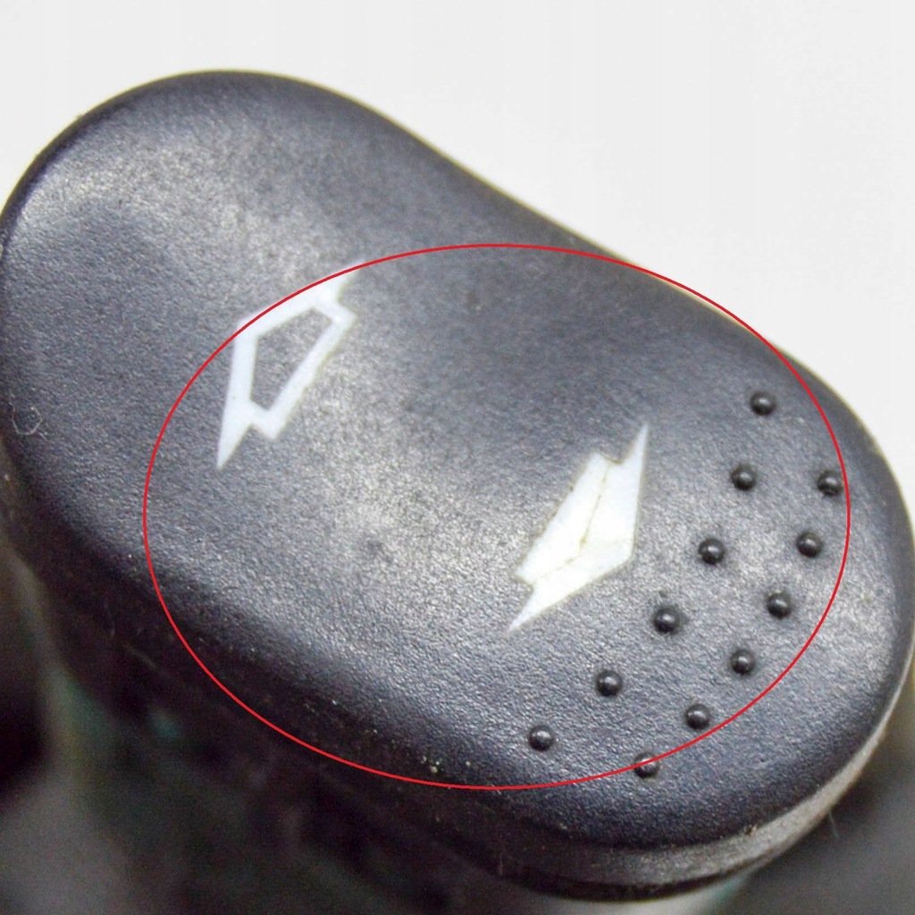 фото №7, Ford transit 2009 перед сторона правая кнопки окон