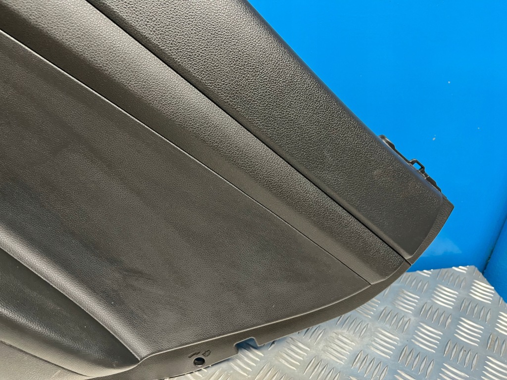 фото №4, Hyundai tucson iii обивка дверь правый задняя задний