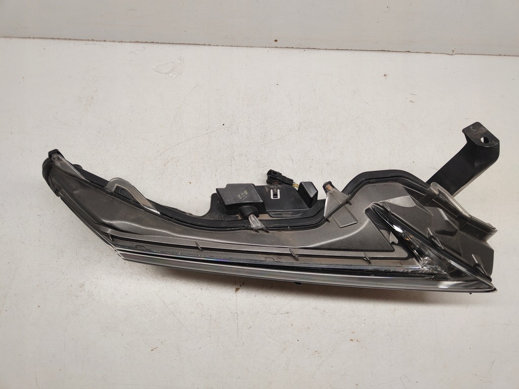 фото №2, Lexus nx 300 правый led перед