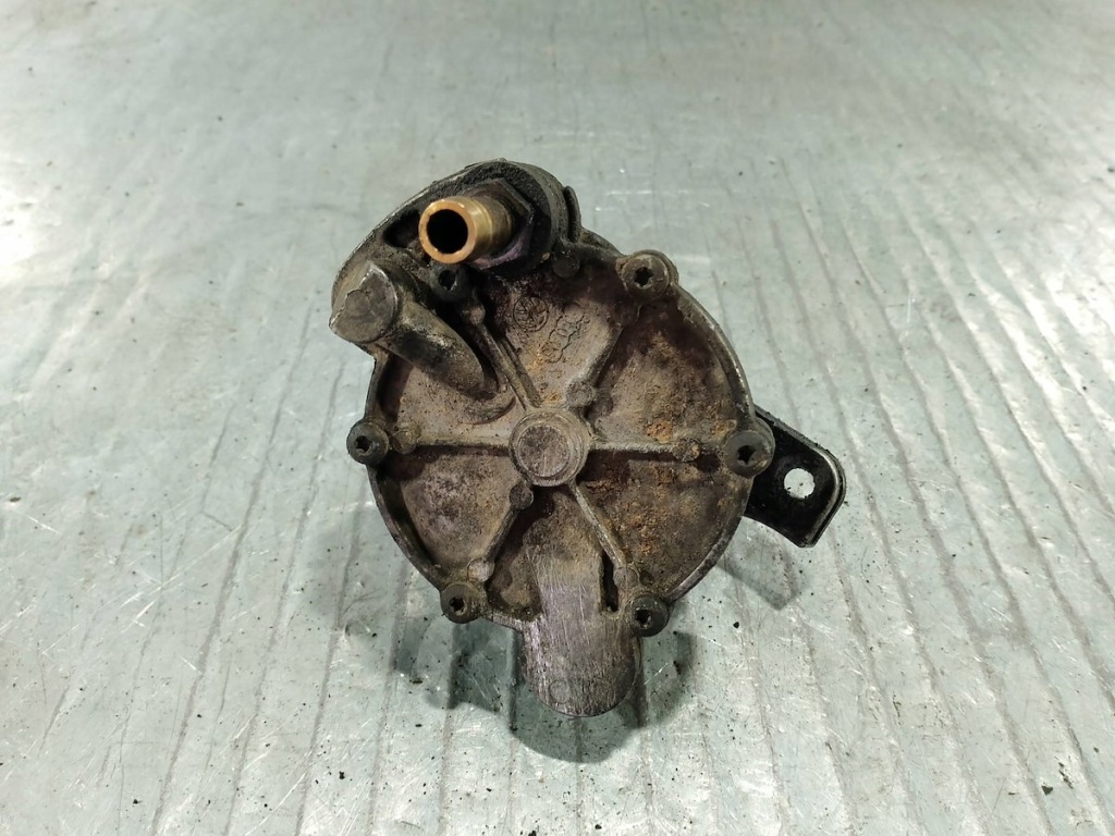 фото №1, Насос вакуум vw transporter t4 pierburg 2.4 d