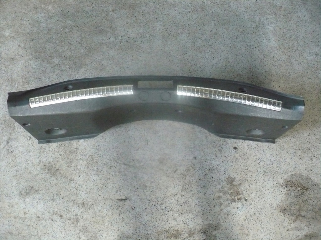 фото №2, Alfa romeo 159 захист поперечина задня оббивка kombi